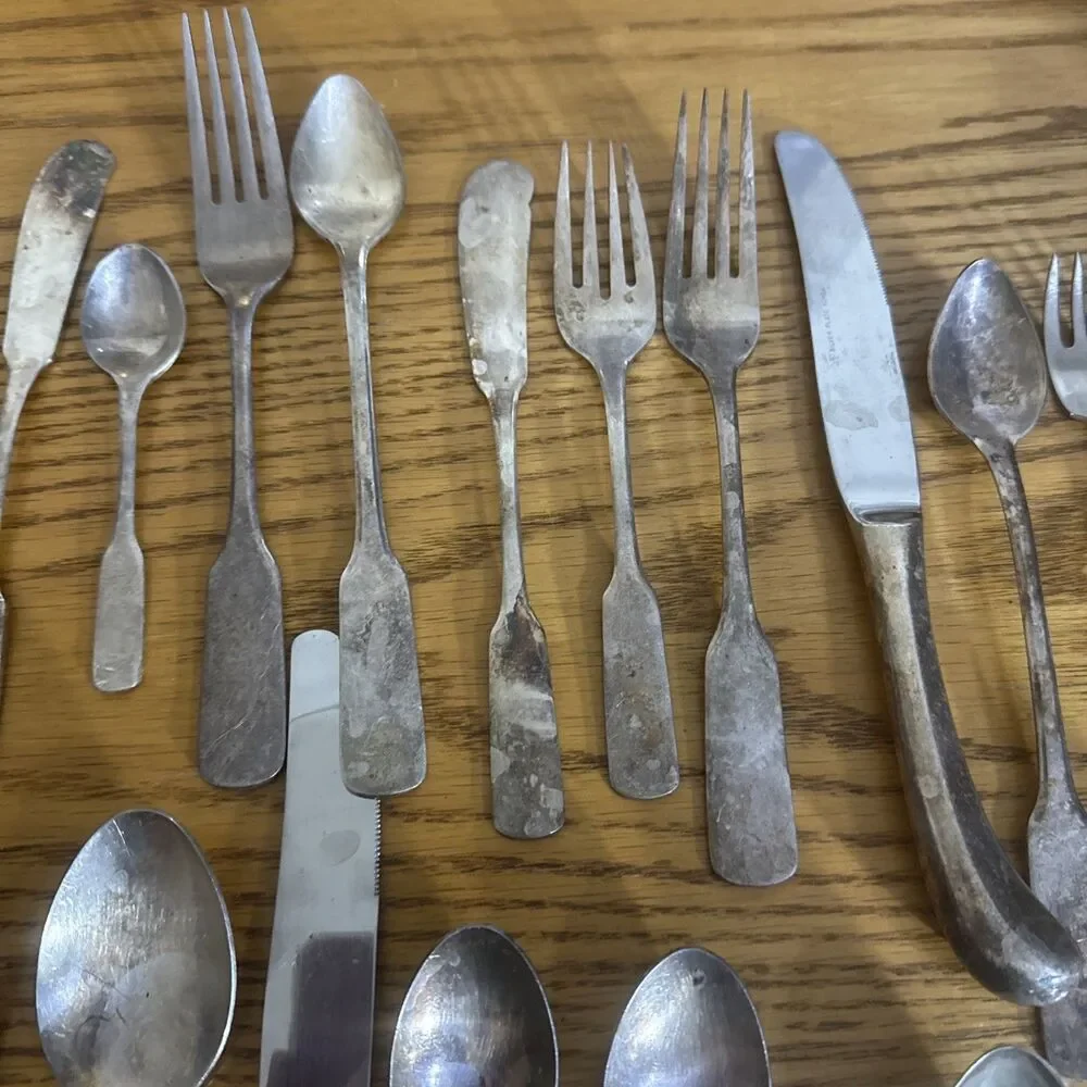 25pc Vintage Silverplate Flatware Lot Fiddle Pistol Grip Mixed Craft Upcycle DIY